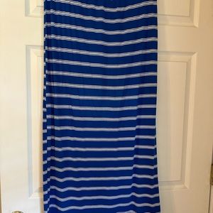 Ankle length flowing stripped skit
